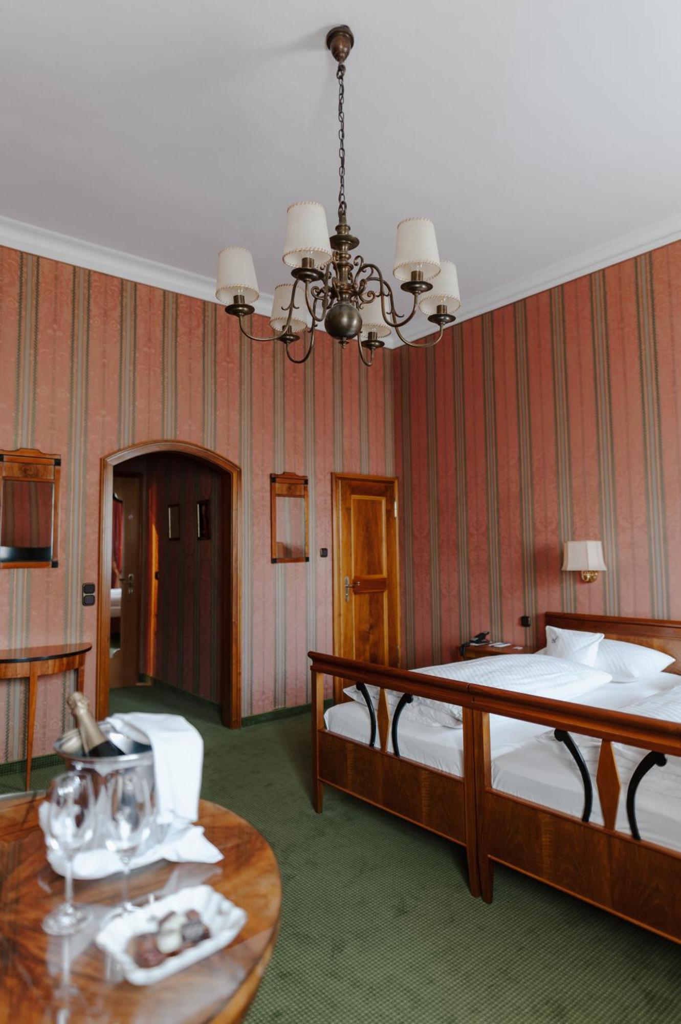 Romantik Zur Post 4* Fuerstenfeldbruck