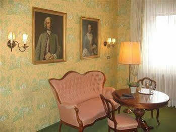 Romantik Zur Post Hotel Fuerstenfeldbruck